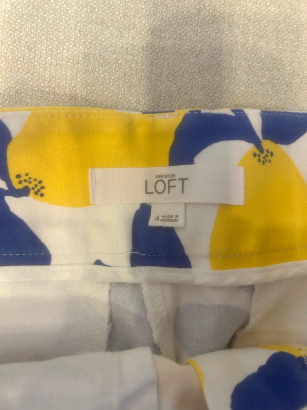 LOFT Yellow and Navy Lemon-Print Shorts - Picture 3 of 4